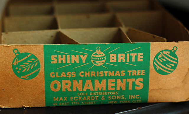 vintage-ornaments-slider2