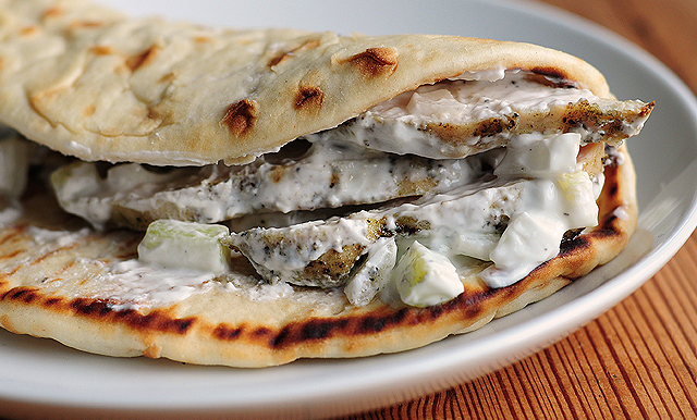 chicken-souvlaki-slider