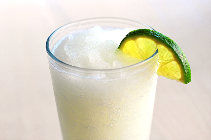 frozen-coconut-limeade-drink-featuredb