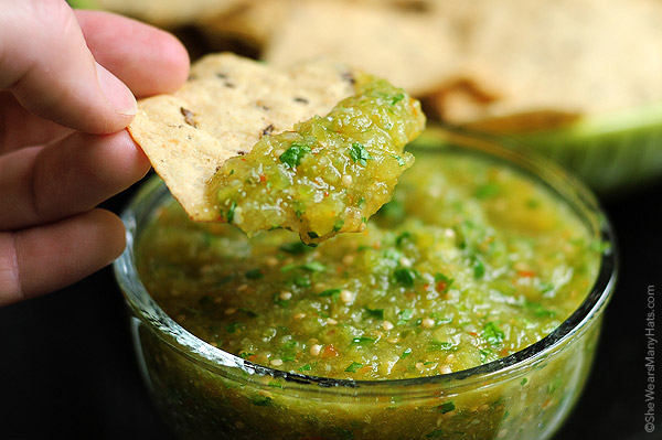 How do you make salsa verde?