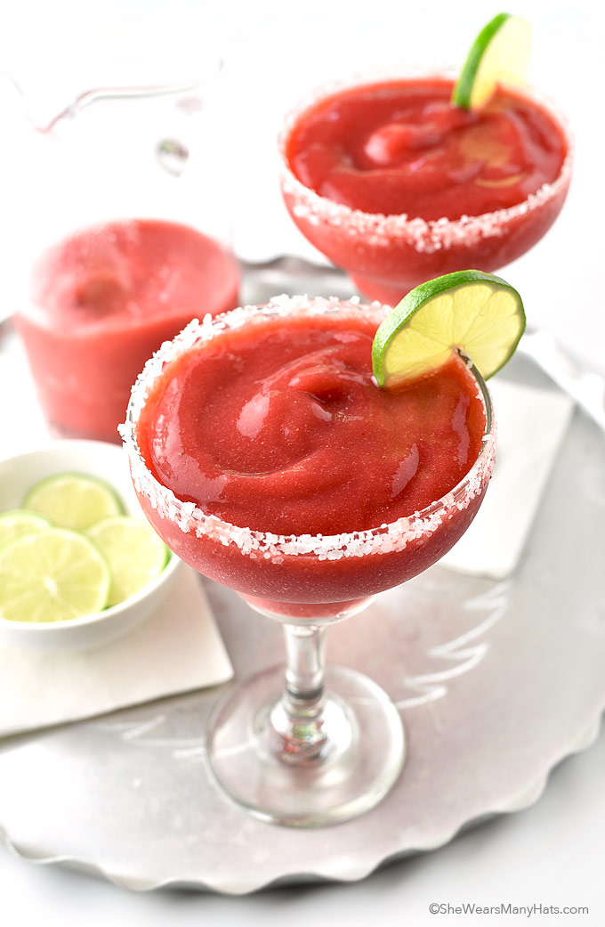 Easy Frozen Strawberry Margarita Recipe She Wears Many Hats