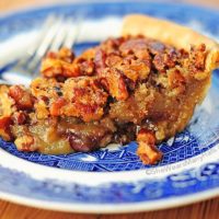 Chocolate Bourbon Pecan Pie Recipe | shewearsmanyhats.com