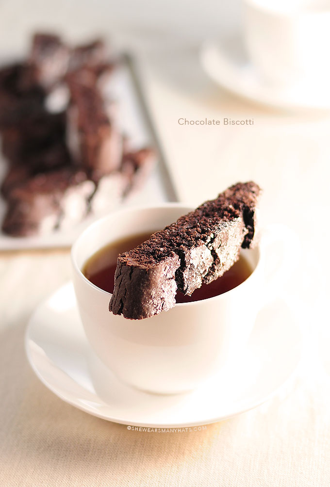 Easy Chocolate Biscotti Recipe