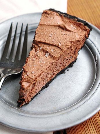 Bailey's Salted Caramel Chocolate Pie Recipe