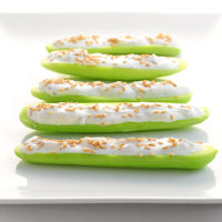 Cucumber Boats with Easy Greek Yogurt Dip Recipe