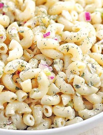 Easy Classic Macaroni Salad Recipe | shewearsmanyhats.com