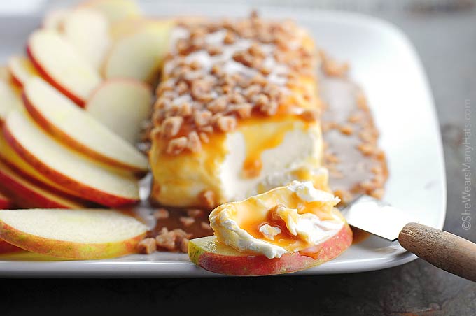 Easy Caramel Apple Cream Cheese Spread