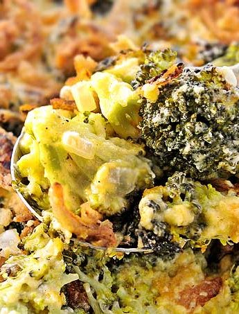 This easy Cheesy Broccoli Casserole recipe is a side dish perfect for family gatherings and potluck dinners. This recipe does NOT use canned soup.