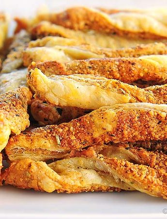 This Smoky Spicy Cheese Straws Recipe will be perfect for your next get-together as a compliment to serve with chili or soup, or maybe as a simple appetizer.