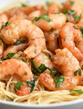 Easy Shrimp Scampi Recipe shewearsmanyhats.com