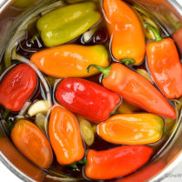 Easy Pickled Peppers Recipe | shewearsmanyhats.com
