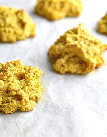 Pumpkin Sage Drop Biscuits Recipe | shewearsmanyhats.com