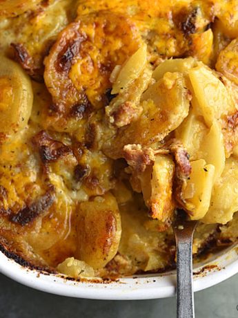 Bacon Potatoes au Gratin Recipe | shewearsmanyhats.com