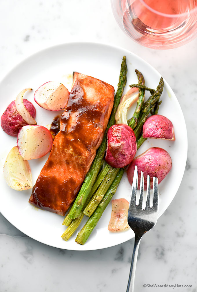 Spicy Baked Salmon with Roasted Vegetables | She Wears Many Hats